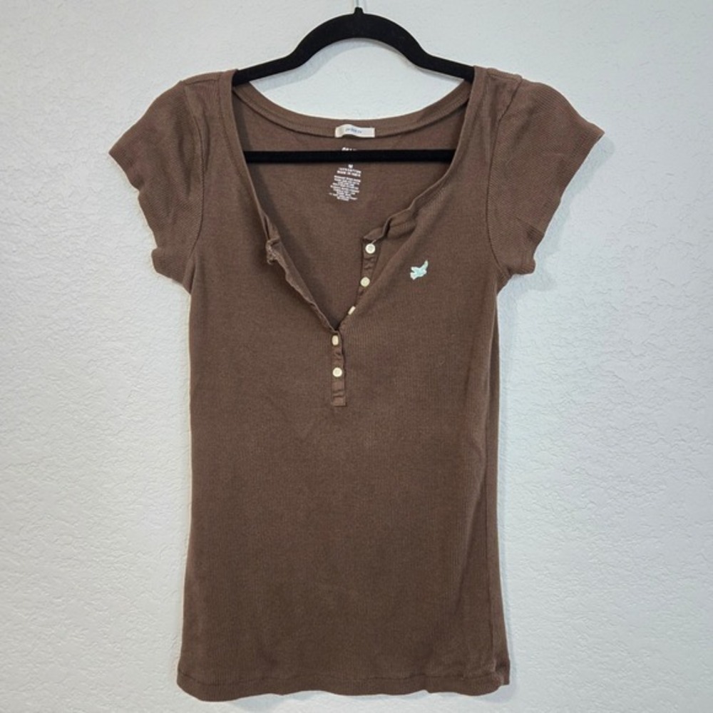 Old‎ Navy M Vintage Y2K Perfect Fit Brown Ribbed Short Sleeve Henley Top